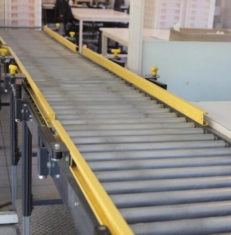 transporter-line-plant_418871-908